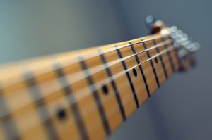 gitarrenhals-ahorn-guitar-102708_640